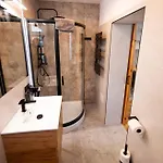Apartamenty Krzywa カトヴィツェ