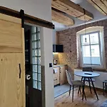 Apartamenty Krzywa カトヴィツェ