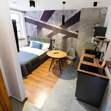 Krzywa Apartman *
